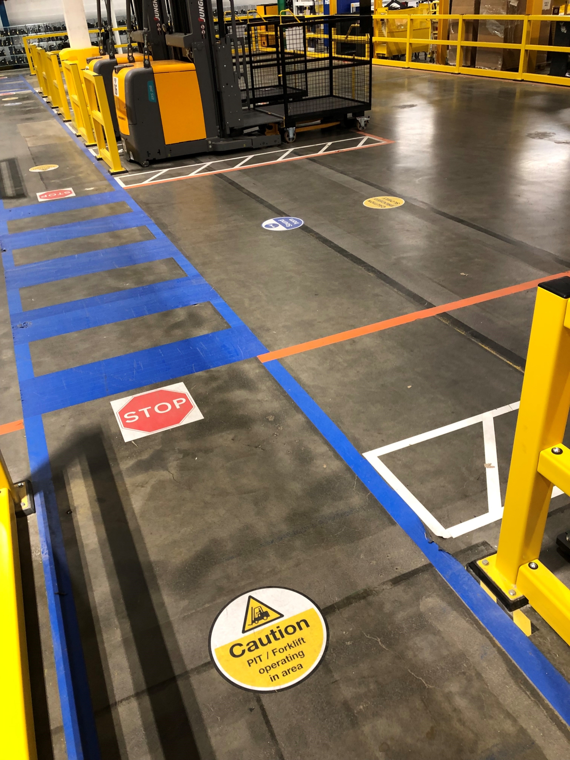 Floor graphics