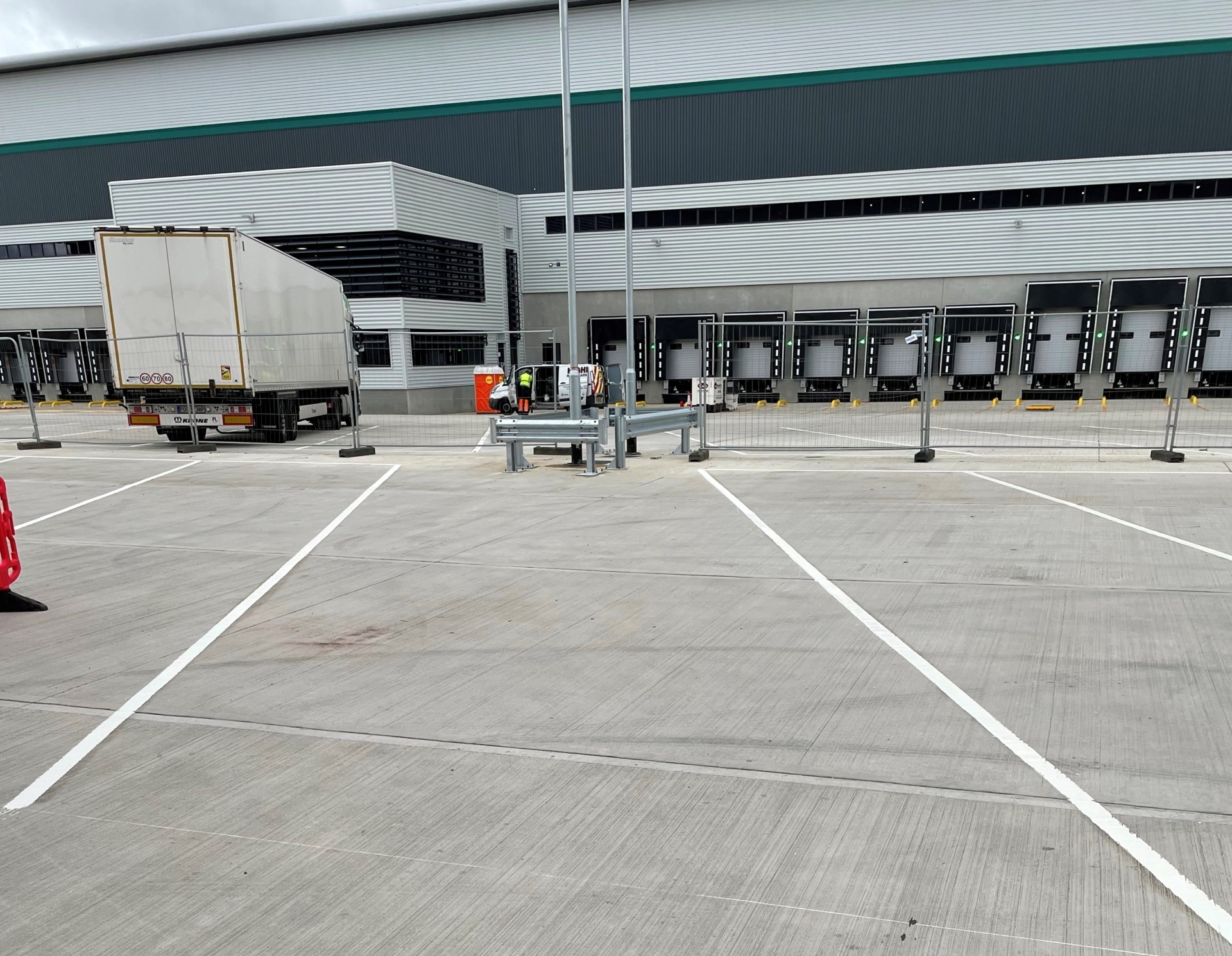 Lorry bays with lorry Yard Marking