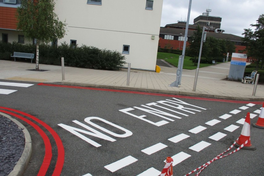 External – NO ENTRY 856 x 571 96 dpi