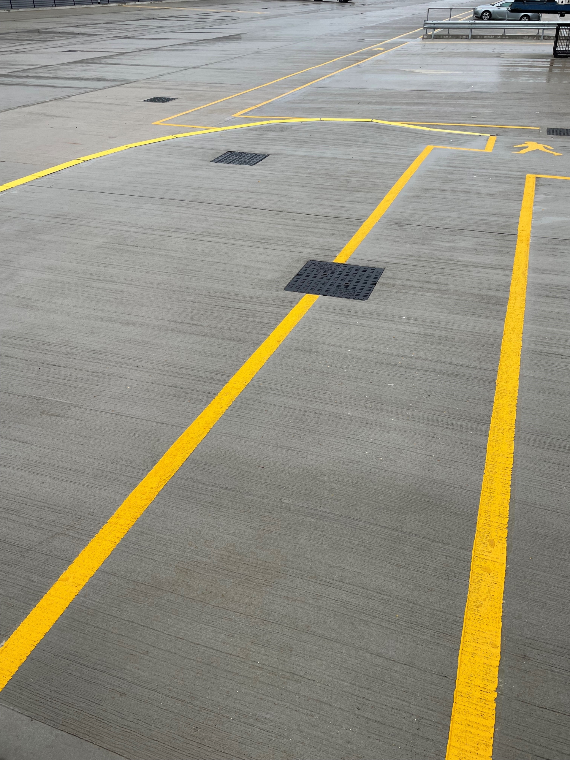 External ped walkway yellow